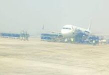 दिल्ली से बागडोगरा जा रहे इंडिगो प्लेन में बम की सूचना से हड़कंप Indigo